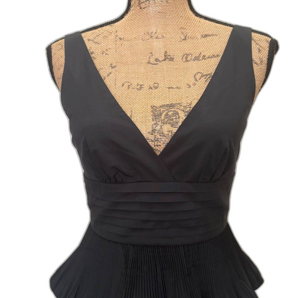 BCBGMAXAZRIA Tiered Pleated Ruffle Cocktail Mini Dress Black Chic LBD Size 2 - Picture 2 of 6
